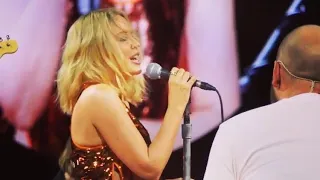 Coldplay & Kylie Minogue live - Met Life Stadium NJ