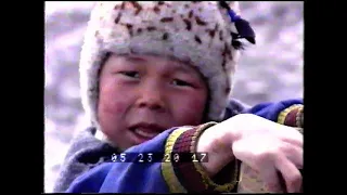 Chukotka. Russia. 1993. /Вынужденная посадка в Энурмино. Чукотка. май 1993 год/