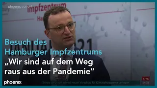 Jens Spahn und Melanie Leonhard nach Besuch im Impfzentrum in Hamburg am 30.04.21