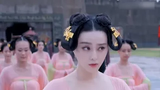 Movie | A girl accidentally encounters the Emperor,unaware that he smites with her at first sight!