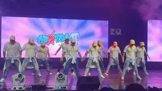 The Sign - 90s Supershow - Abstract Dancers (4/19/2024)