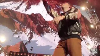 Macklemore & Ryan Lewis Perform "Can't Hold Us" Live At Cali Christmas 2015