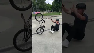 Barspin Manual Loopout BMX