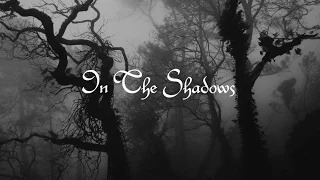 In The Shadows by Amy Stroup (Traducción)