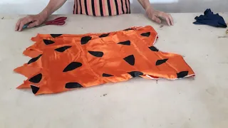 Arrase na Folia: Tutorial Passo a Passo para uma Fantasia do Fred Flintstones muito fácil de fazer.