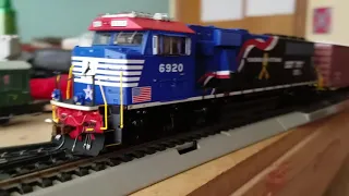 Ho Review of  Athearn Genesis SD60E NS 6920 Honoring our Veterans