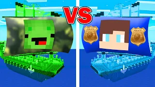 Mikey MILITARY Ship vs JJ POLICE Ship Survival Battle in Minecraft (Maizen)