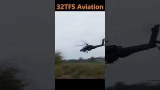 Low-flying AH-64 Apache surprises me #shorts #militaryaviation #helicopter