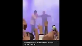 Czy tego ma uczyć muzyka ? Sobel koncert i jego wyzwiska do fana