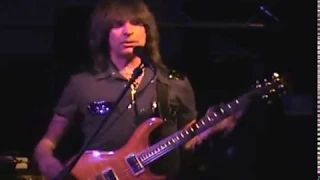 Michael Angelo Batio - How to play a Guitar Arpeggio