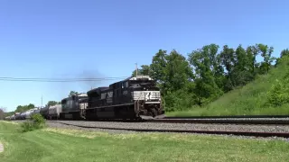 NS westbound freight near Enon Valley, PA