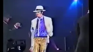 Michael Jackson - Smooth Criminal - Live In Gelsenkirchen 1997