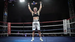 Tysie Gallagher winning the Commonwealth Title against Lisa Whiteside!