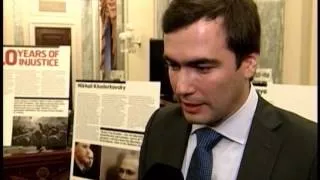 В Конгрессе США открылась выставка, посвященная 10-летию ареста Ходорковского