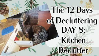 THE 12 DAYS OF DECLUTTERING | DAY 8: KITCHEN DECLUTTER | KONMARI DECLUTTER | VLOGMAS 2022 DAY 9