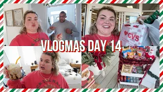 RUNNING ERRANDS + TRYING TO SPREAD *HOLIDAY CHEER*  | VLOGMAS DAY 14