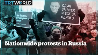 Tens of thousands of people join pro-Navalny protests across Russia