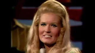 Lynn Anderson - Rose Garden (Music Video)