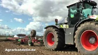 Xerion 4500 mit 12 Schar in Kandelin