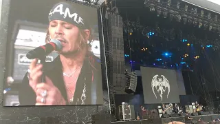 Hollywood Vampires - Combination (cover) + People Who Died (cover) -- LIVE (June 2018, Belgium)