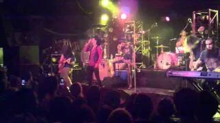 Foxy Shazam singer Eric Nally eats cigarettes!