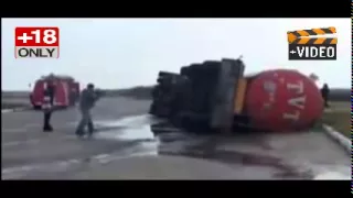 truck accident compilation 2015 - terribles accidents de camion - Аварии Грузовиков, collection 2015