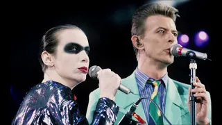 QUEEN, DAVID BOWIE & ANNIE LENNOX - Under Pressure (live at Freddie Mercury Tribute Concert 1992)