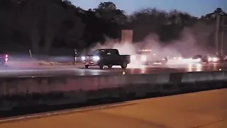 Videos show drivers taking over Houston freeway to do doughnuts