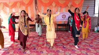 Punjabi gidda best of dance.