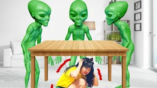 외계인이 나타났어요!! 외계인 납치사건 Fun Play with Giant Alien Balloon