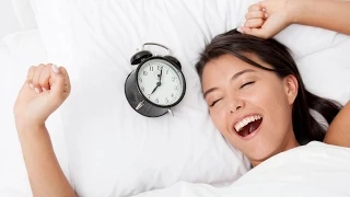 13 способов быстро взбодриться, когда клонит в сон