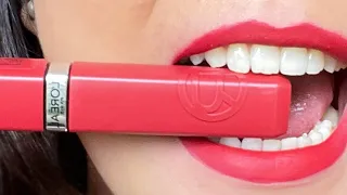 L'oreal Infallible matt resistance liquid lipstick swatched | Agnes Calzado