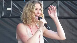 Jennifer Nettles - Bohemian Rhapsody (Country 500)