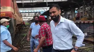 WATCH | A senior citizen narrowly escaped death after a locomotive train in Mumbai's Kalyan