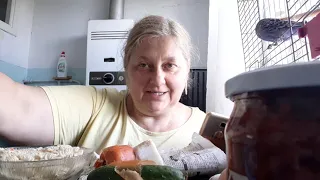 МУКБАНГ MUKBANG ПО-ДОМАШНЕМУ САЛО КОЛБАСКА БАКЛАЖАНЫ В АДЖИКЕ ВЕРМИШЕЛЬ ЧЕСНОЧОК БОЛТАЛКА