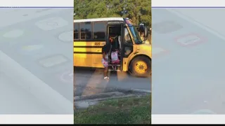 Video shows mom blocking school bus, confronting driver