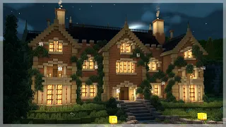 Minecraft: I Built an EPIC Haunted Victorian Mansion