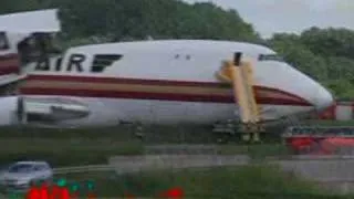 Raw Video: 747 Crashes, Splits in 2