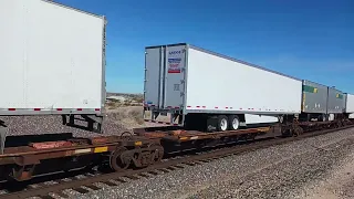 Barstow Area: Big BNSF Intermodal slowing to a stop. #thatcurveguy #bnsfintermodal #barstowtrains