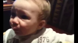 Babies Eating Lemons for the First Time  малыши едят лимон первый раз 0004