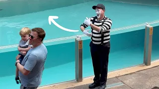 Rob The Mime | Seaworld Mime