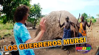 LOS GUERREROS MURSI: La peligrosa tribu africana recibió con machetes en alto a EUGENIO y a CULINI