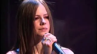 Avril Lavigne - Knockin On Heavens Door Live In Buffalo 2003