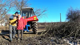 Все буде Україна! Заготовили дрова з бабусею. Дешевше та тепліше альтернатива газу. Palche PG-120T