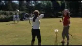 The Princess Diaries 2 - Mia's first archery lesson