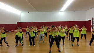 ZUMBA® ESCAPE GROUP - Helena Pereira | Chyno & Nacho #raro #zumba #bachata #zumbacommunity