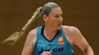 Lauren Jackson Drops 25 Points and 12 Boards in Win Against Perth 🔥🔥