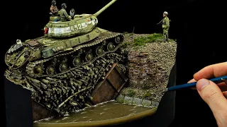 Bears Crossing - Berlin 1945 (Epoxy Resin Water Diorama)