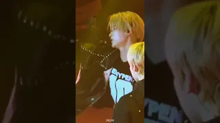 This is the real Ni-ki fancam 😎👋