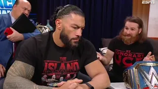 Roman Reigns discute con Sami Zayn por culpa de Owens en Backstage -WWE Smackdown 20/01/2023 Español